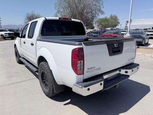 Glacier White 2019 Nissan Frontier SV