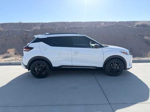 Fresh Powder 2023 Nissan Kicks SR