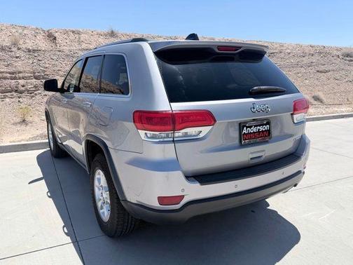 Billet Silver Metallic Clearcoat 2017 Jeep Grand Cherokee Laredo