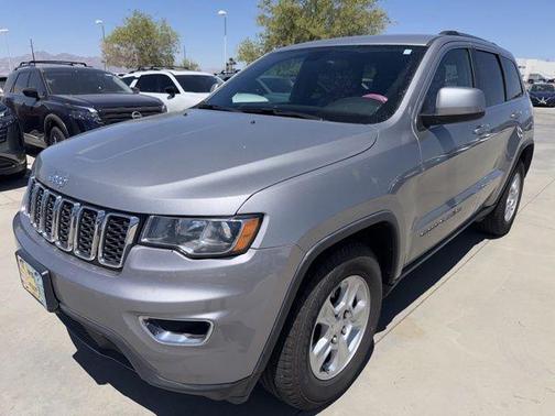 Billet Silver Metallic Clearcoat 2017 Jeep Grand Cherokee Laredo