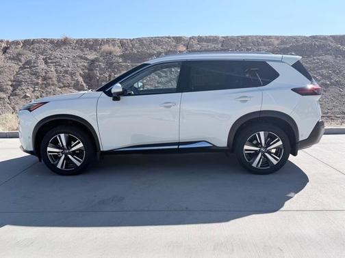 2021 Nissan Rogue Platinum