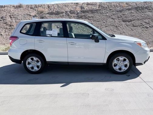 2016 Subaru Forester 2.5i