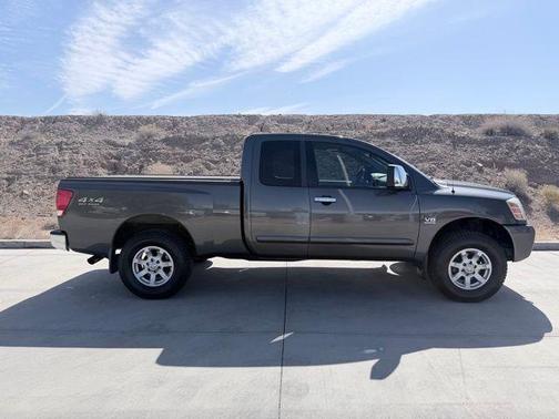 Smoke 2004 Nissan Titan King Cab