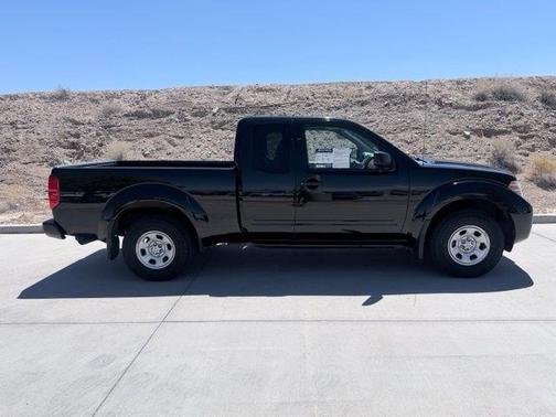 Magnetic Black 2018 Nissan Frontier S