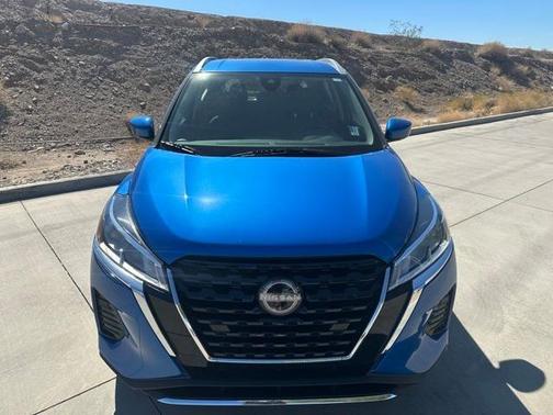 2022 Nissan Kicks SV