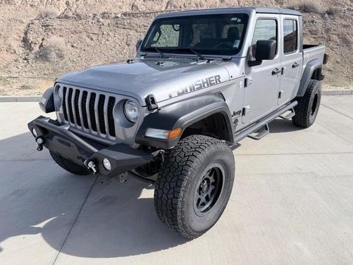 2020 Jeep Gladiator Sport
