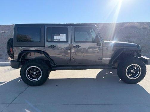 Granite Crystal Clearcoat Metallic 2017 Jeep Wrangler Unlimited Sport