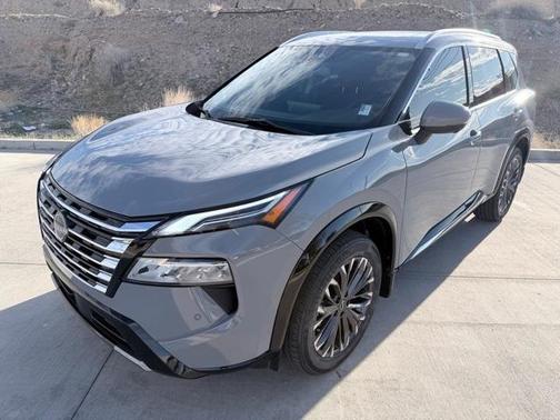 2024 Nissan Rogue Platinum