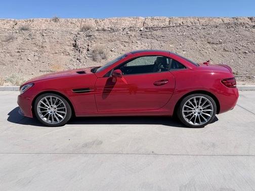 2017 Mercedes-Benz SLC 300 Base