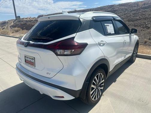 2023 Nissan Kicks SV