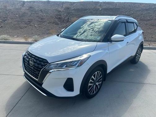2023 Nissan Kicks SV