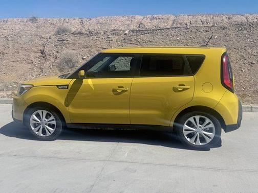 2015 Kia Soul +