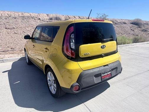 2015 Kia Soul +