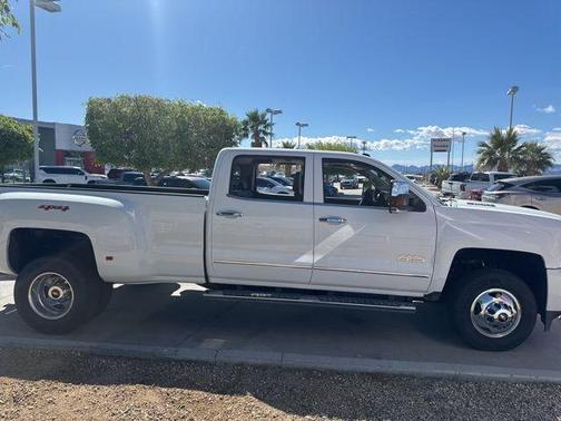 2015 Chevrolet Silverado 3500 High Country