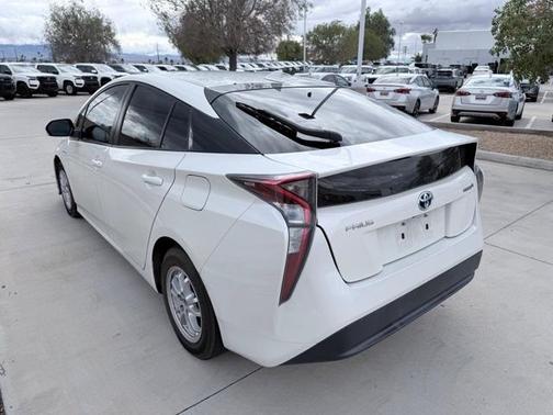 2017 Toyota Prius One