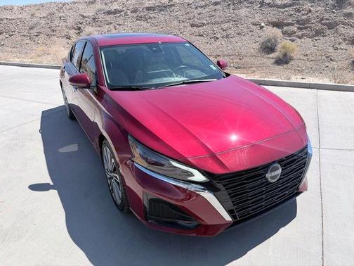 Scarlet Ember 2023 Nissan Altima 2.5 SL