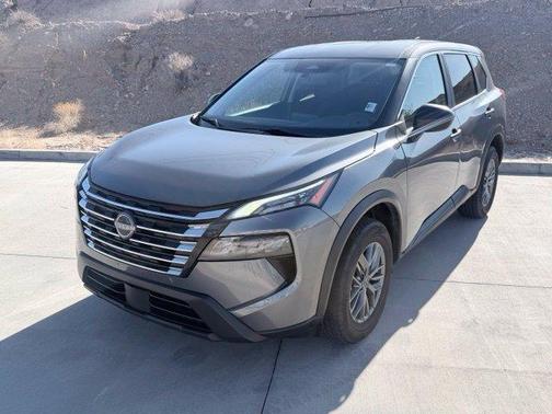Gun Metallic 2024 Nissan Rogue S