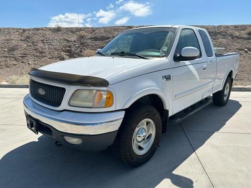 2000 Ford F-150 XL SuperCab