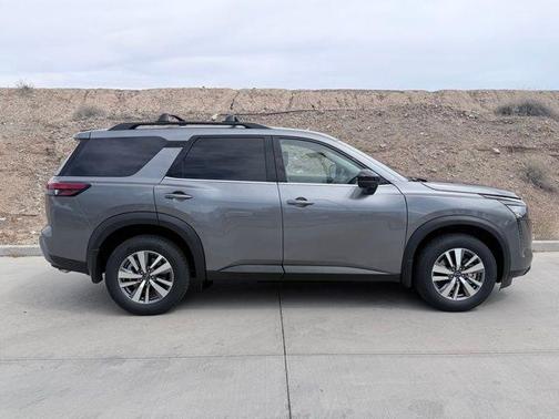 Gun Metallic 2026 Nissan Pathfinder SL