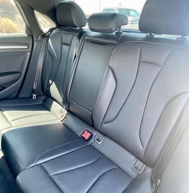 Photo 5 of 28 of 2020 Audi A3 2.0T S line Premium