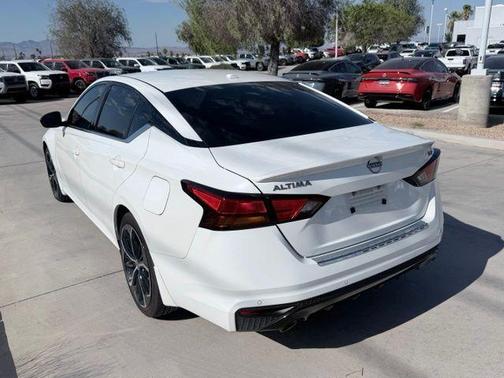 White 2023 Nissan Altima 2.5 SR