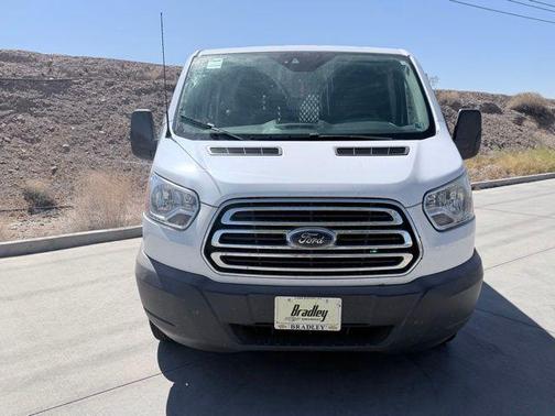 Oxford White 2018 Ford Transit-250 Base