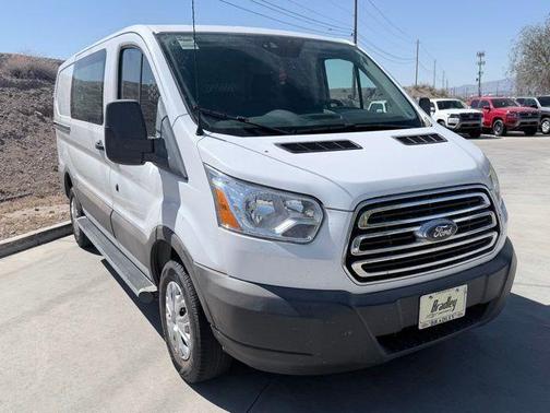 Oxford White 2018 Ford Transit-250 Base