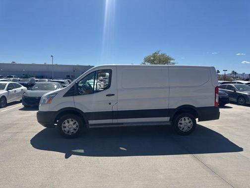 Oxford White 2018 Ford Transit-250 Base