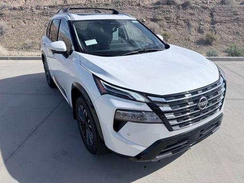 Everest White P 2026 Nissan Rogue Platinum