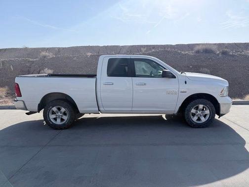 Bright White Clearcoat 2015 RAM 1500 SLT