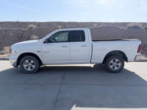 Bright White Clearcoat 2015 RAM 1500 SLT