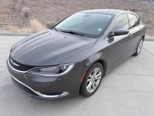2017 Chrysler 200 Limited