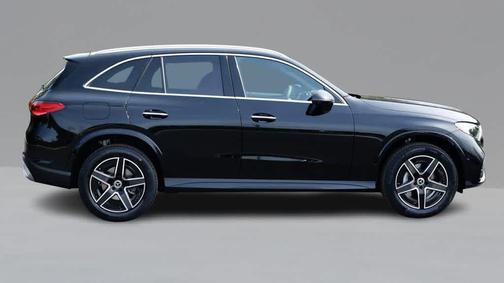 Black 2026 Mercedes-Benz GLC 300 Base
