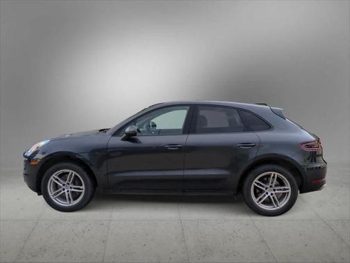 2018 Porsche Macan Base