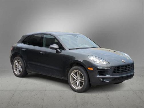 2018 Porsche Macan Base