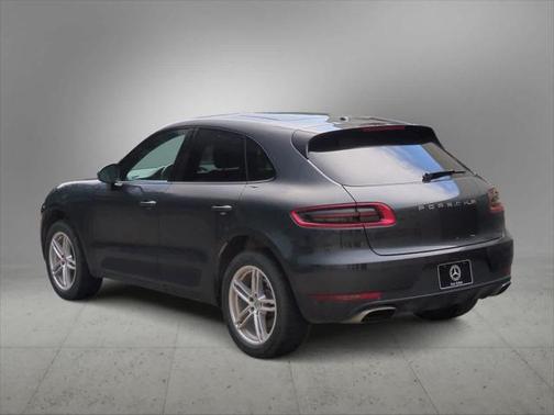 2018 Porsche Macan Base
