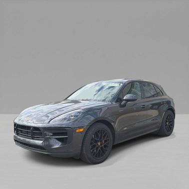 Volcano Grey Metallic 2021 Porsche Macan Macan GTS