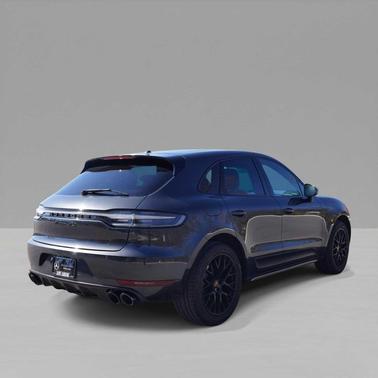 Volcano Grey Metallic 2021 Porsche Macan Macan GTS