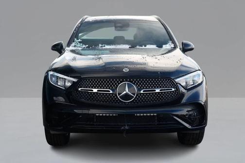 Black 2026 Mercedes-Benz GLC 300 4MATIC