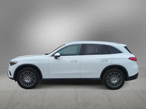 2025 Mercedes-Benz GLC 300 4MATIC