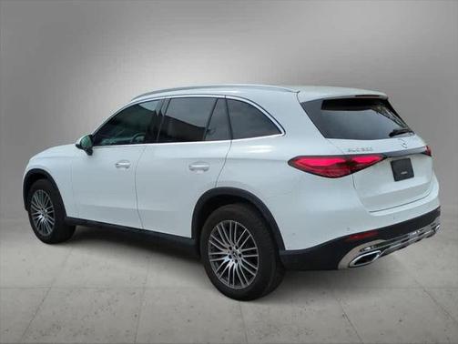 2025 Mercedes-Benz GLC 300 4MATIC