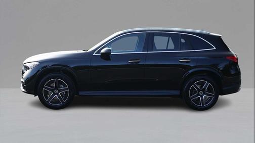 2026 Mercedes-Benz GLC 300 4MATIC