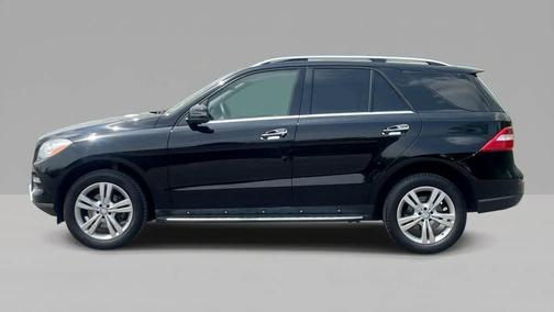 Black 2013 Mercedes-Benz M-Class 4MATIC