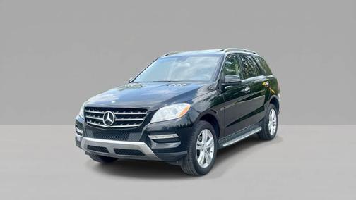 Black 2013 Mercedes-Benz M-Class 4MATIC