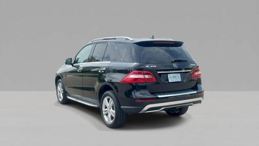 Black 2013 Mercedes-Benz M-Class 4MATIC