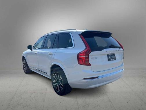 2023 Volvo XC90 Recharge Plug-In Hybrid T8 Plus 6-Seater