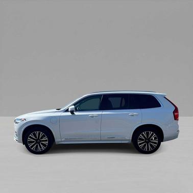 2023 Volvo XC90 Recharge Plug-In Hybrid T8 Plus 6-Seater