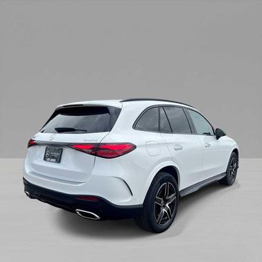 2026 Mercedes-Benz GLC 300 4MATIC