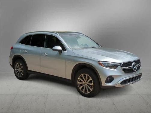 2025 Mercedes-Benz GLC 300 4MATIC