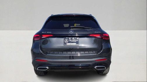 Graphite Grey Metallic 2026 Mercedes-Benz GLC 300 4MATIC